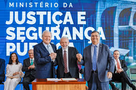 Lewandowski garante continuidade em programas do Ministério da Justiça