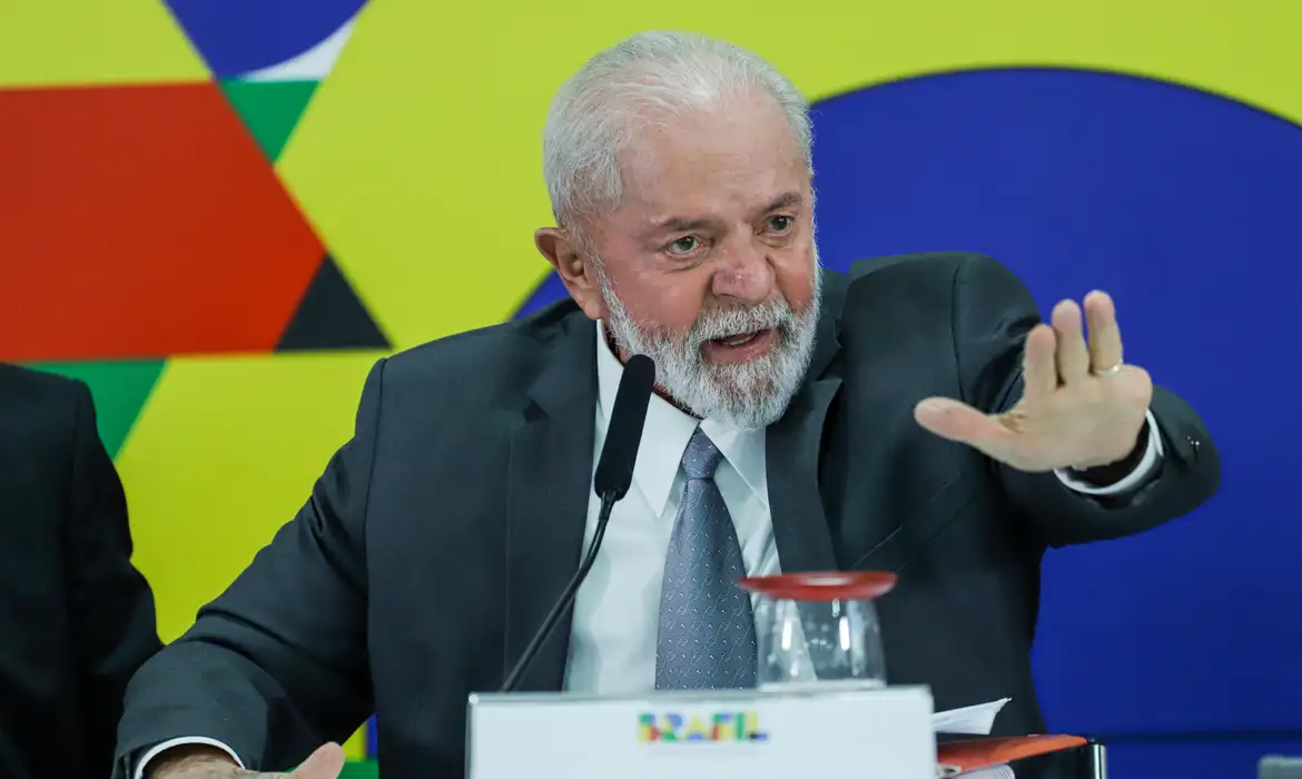 Lula sanciona lei que garante sigilo de vítima de violência doméstica