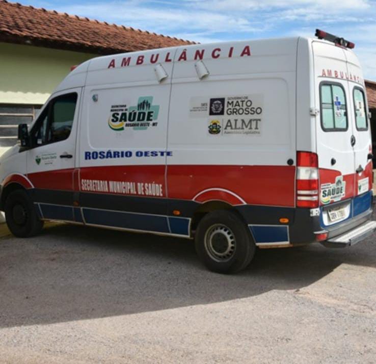 Ambulância de Rosário Oeste fica sem combustível na BR 364/163 e expõe crise na saúde municipal