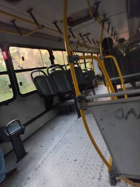 Transporte escolar em Rosário Oeste: Uma história de descaso, omissão e prejuízo aos alunos da zona rural