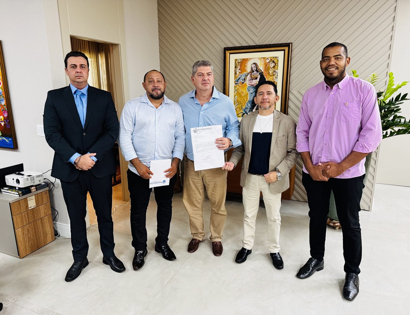 Vereadores exigem esclarecimentos sobre divergências em relatórios de transição entre as gestões de Alex Berto e Mariano Balabam