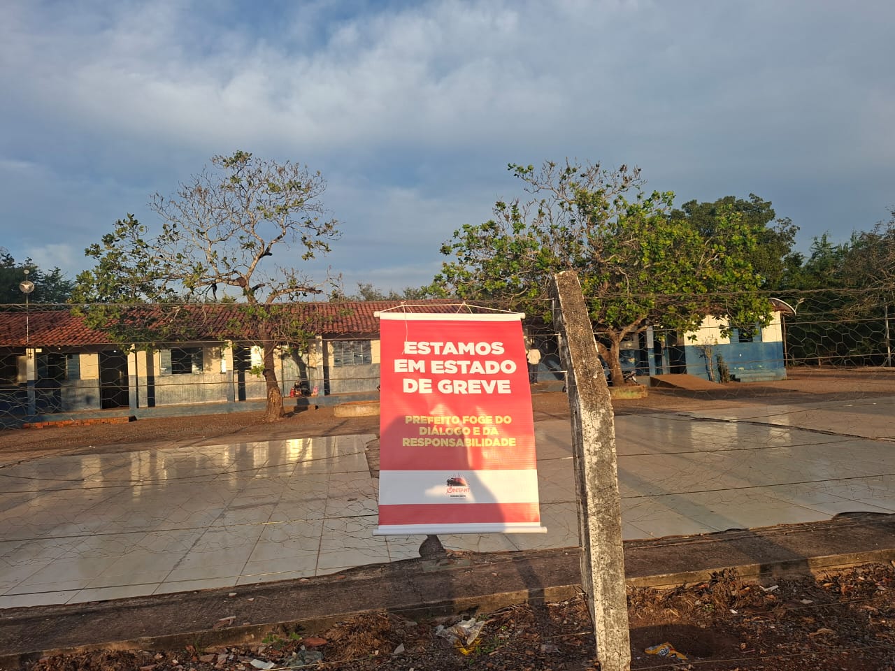 Servidores da Educação de Rosário Oeste anunciam Estado de Greve após categoria denunciar falta de diálogo com a gestão Mariano Balabam